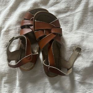 Saltwater sandals